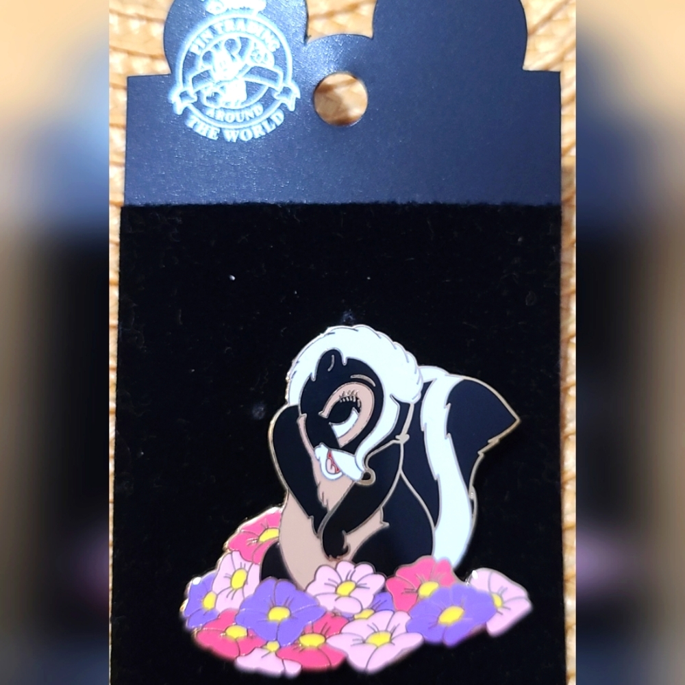 Disney Collectible Pin from 2004